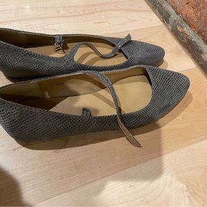 Flats size 10
